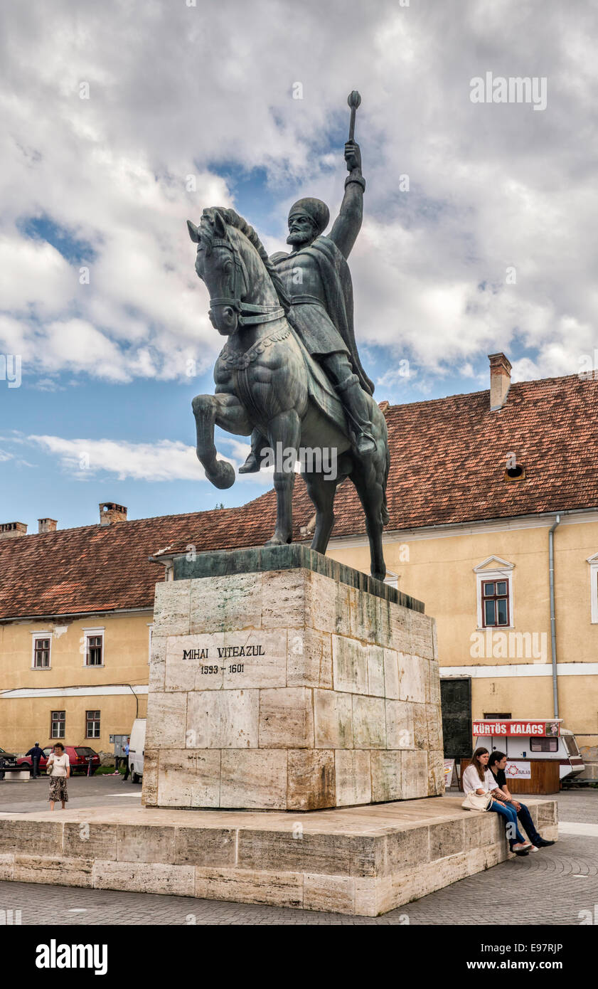 Reiterstatue von Mihai Viteazul (Michael der tapfere) bei Strada Mihai Viteazul, Alba Carolina Zitadelle in Alba Iulia, Rumänien Stockfoto
