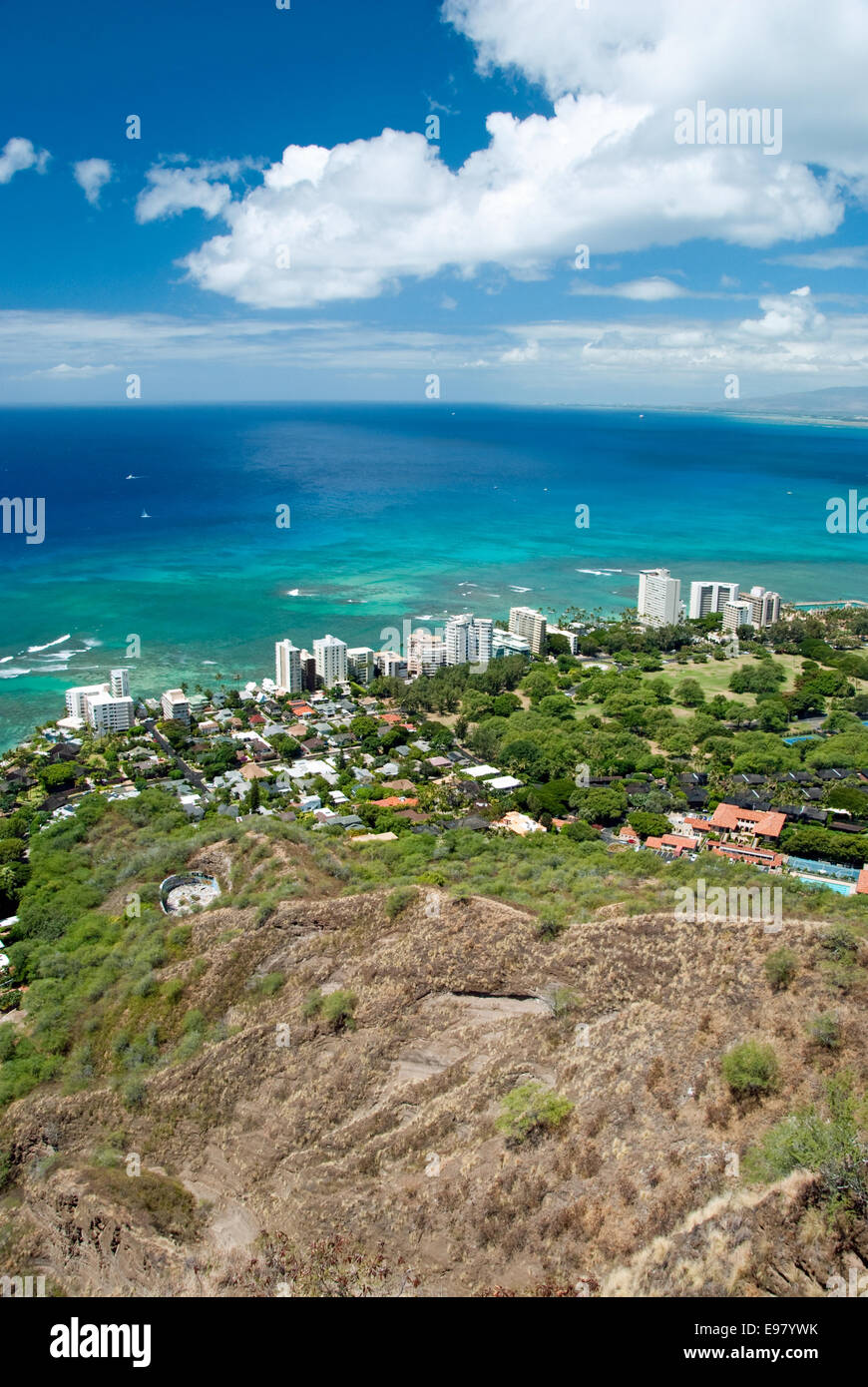 Luftaufnahme von Honolulu und Waikiki Beach von Diamond Head Stockfoto