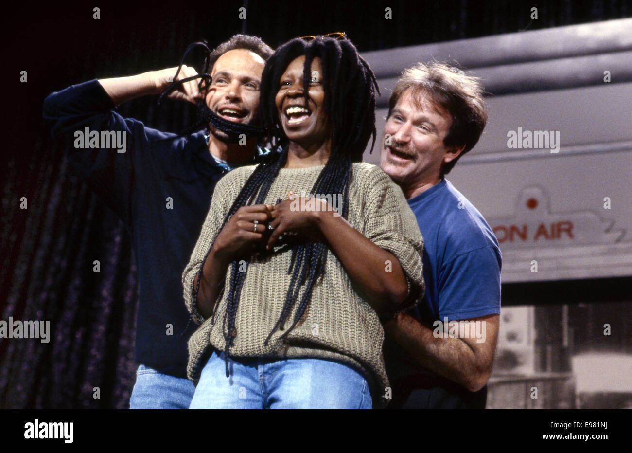 Billy Crystal, Whoopi Goldberg und Robin Williams für Comic Relief Proben Stockfoto