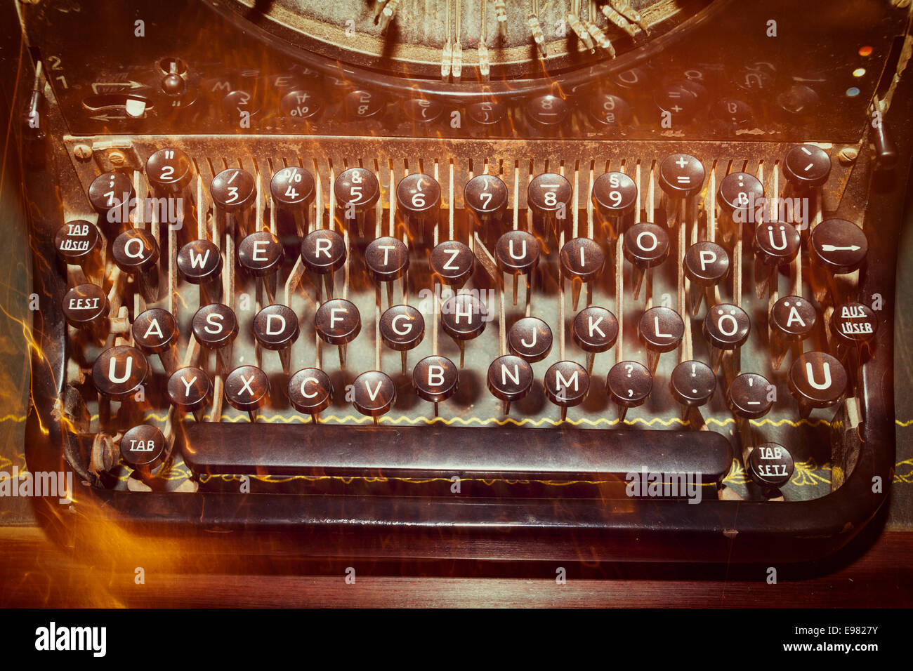 Antike Schreibmaschine Schlüssel, flachen Fokus Stockfoto