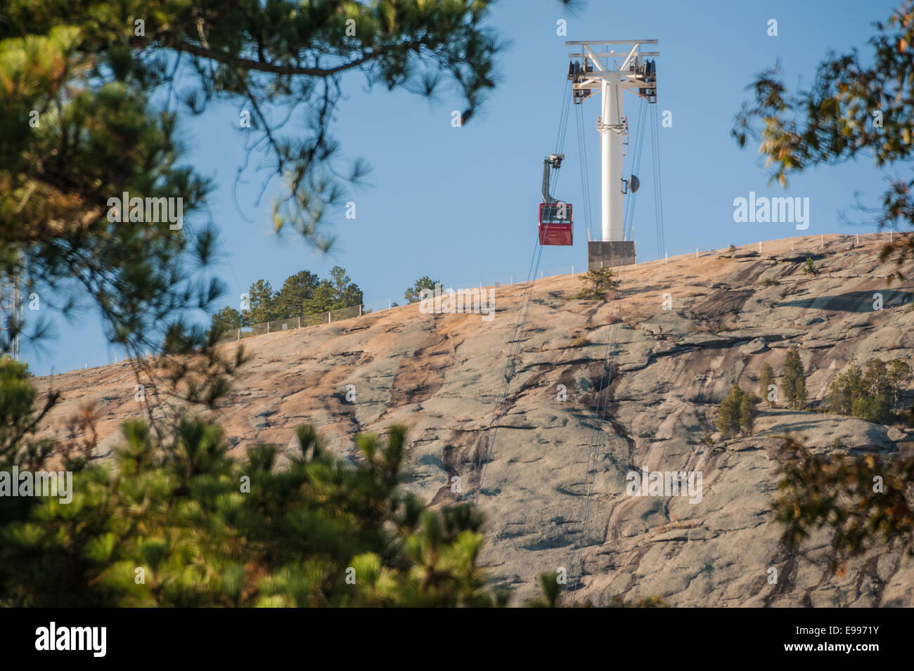 Summit Skyride Seilbahn im Stone Mountain Park in der Nähe von Atlanta, Georgia, USA. Stockfoto