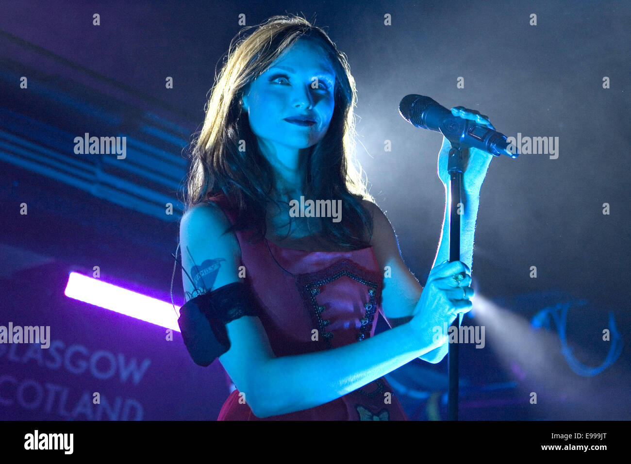 Sophie Ellis-Bextor erklingt in Oran Mor Glasgow mit: Sophie Ellis-Bextor Where: Glasgow, Schottland, Vereinigtes Königreich bei: 19. April 2014 Stockfoto