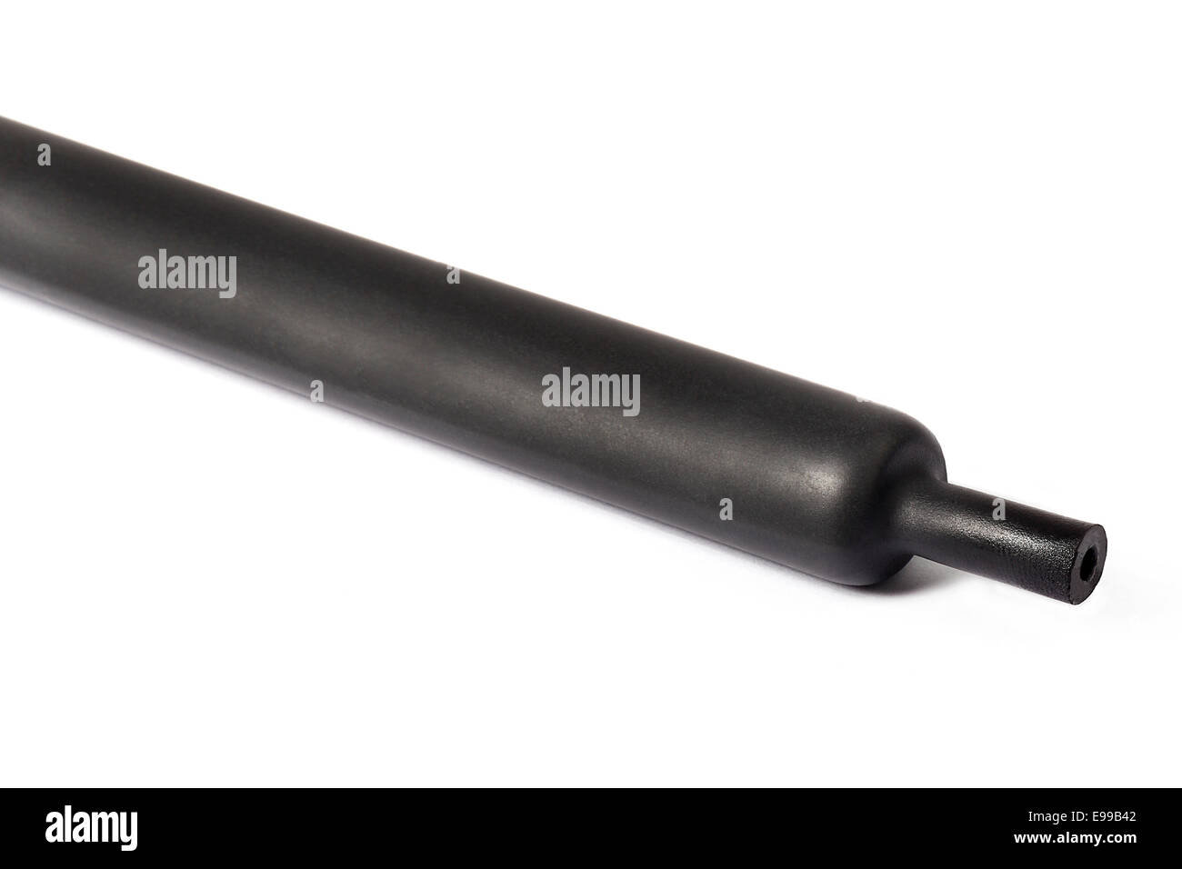 Schwarzen Schrumpfschlauch isoliert auf weißem Hintergrund Stockfoto