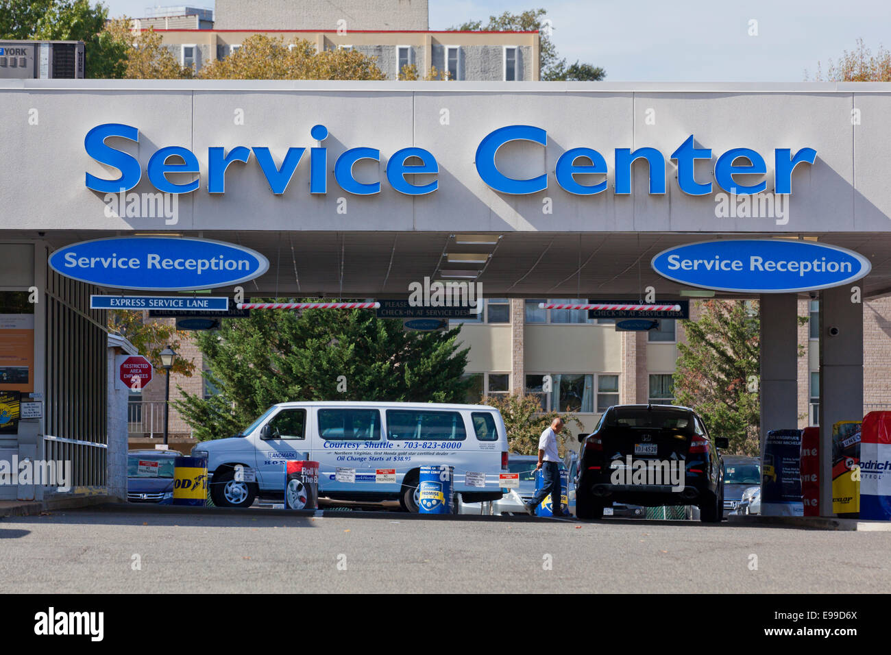 Honda Autohaus Service Center Eingang Virginia Usa Stockfotografie Alamy