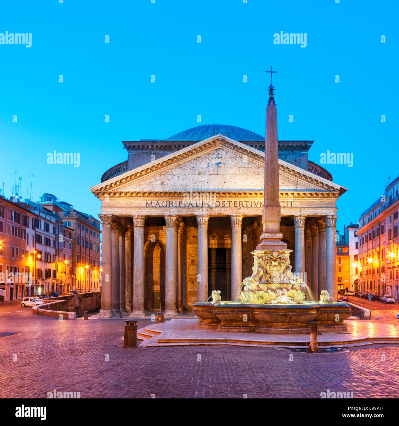 Pantheon in der Nacht, Rom, Italien. Stockfoto