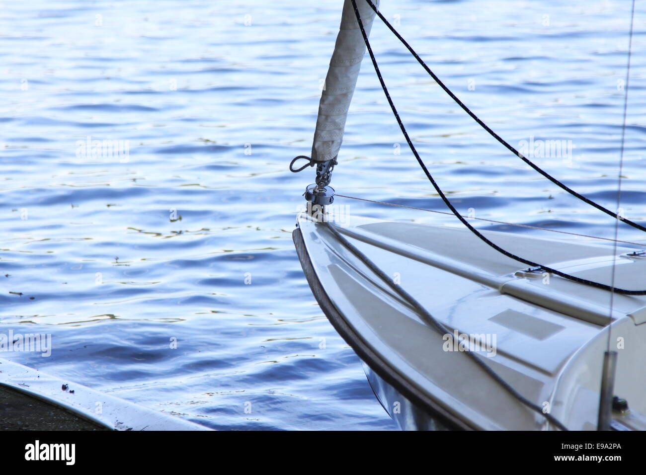 Vorderseite des Segelboot Stockfoto