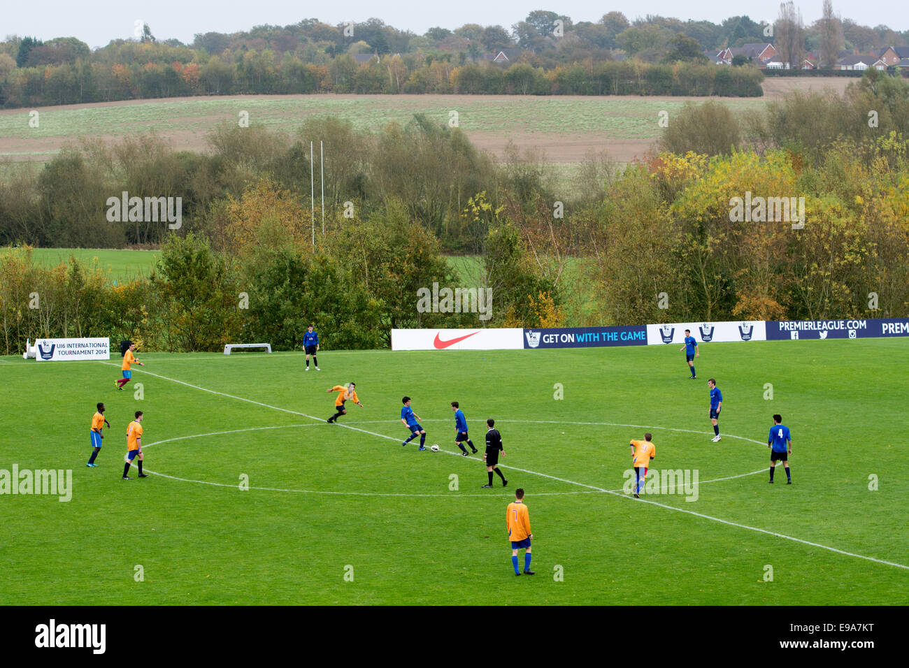 Fußballspiel der Studenten an der Universität Warwick, UK Stockfoto