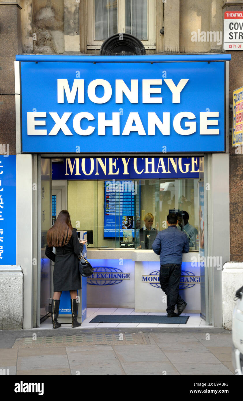 London, England, Vereinigtes Königreich. Geld Exchange Kiosk in Coventry Street Stockfoto