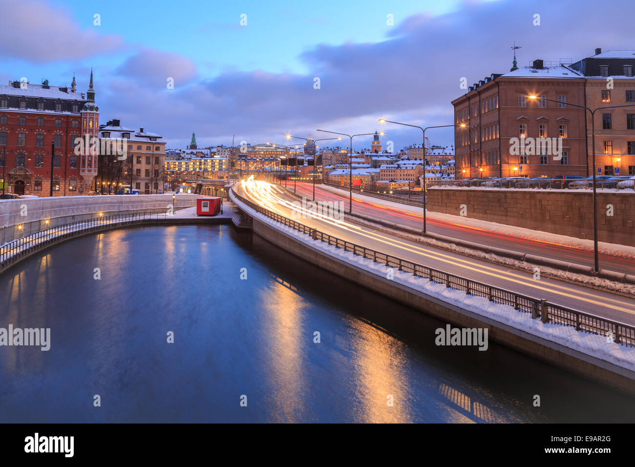 Stockholm-Autobahn-Dämmerung Stockfoto