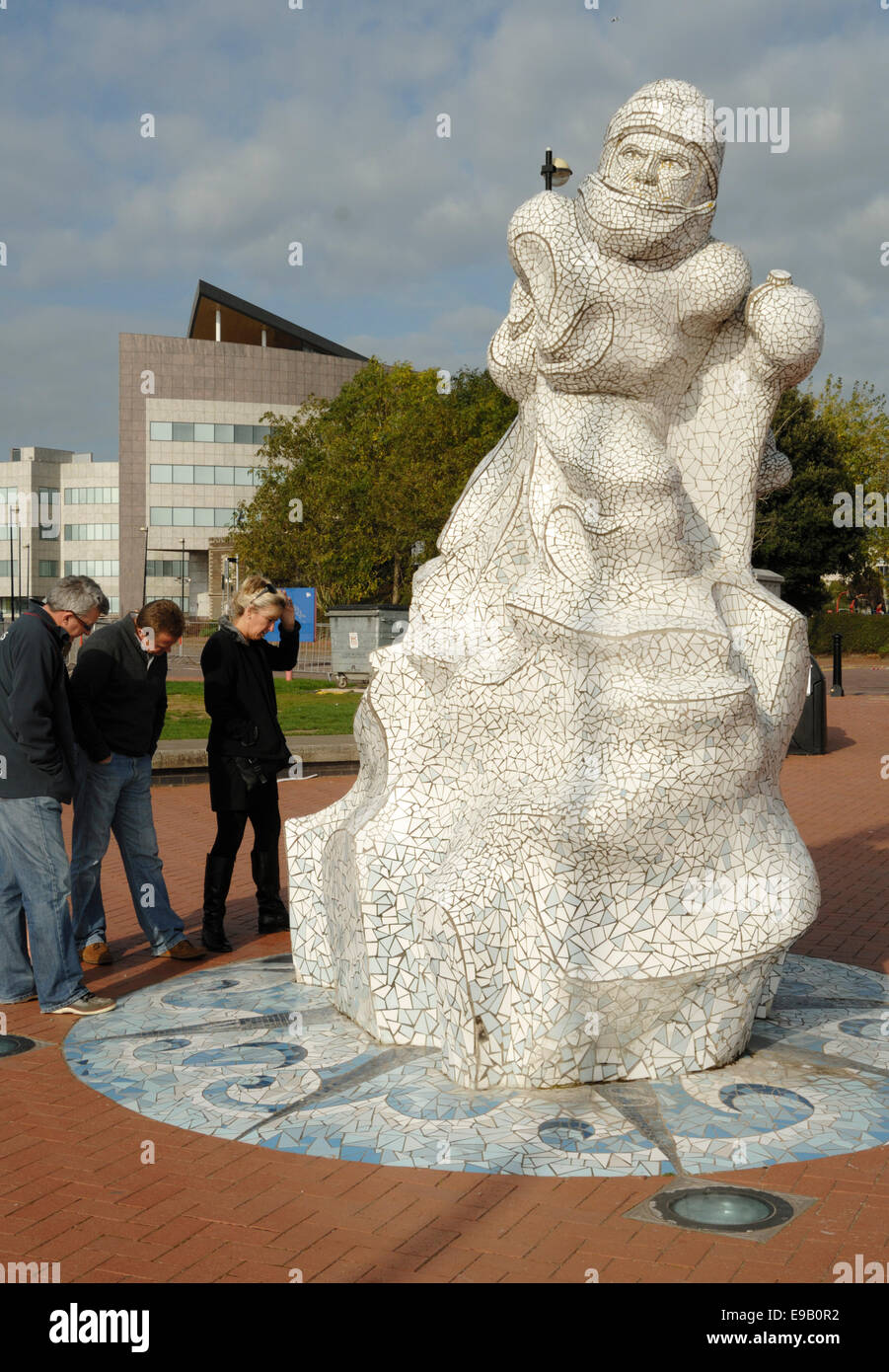 Mosaik-Skulptur von Captain Scott, in Cardiff, Wales. VEREINIGTES KÖNIGREICH. Stockfoto