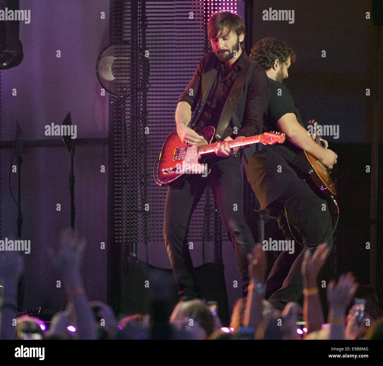 Hollywood, Kalifornien, USA. 22. Oktober 2014. Nashville-Country-Musik-Band, Lady Antebellum, gespielt Jimmy Kimmel Live! im El Capitan Theatre in Hollywood am Mittwoch, 22. Oktober 2014. DAVE HAYWOOD auf der Bühne Mittwoch. Bildnachweis: David Bro/ZUMA Draht/Alamy Live-Nachrichten Stockfoto