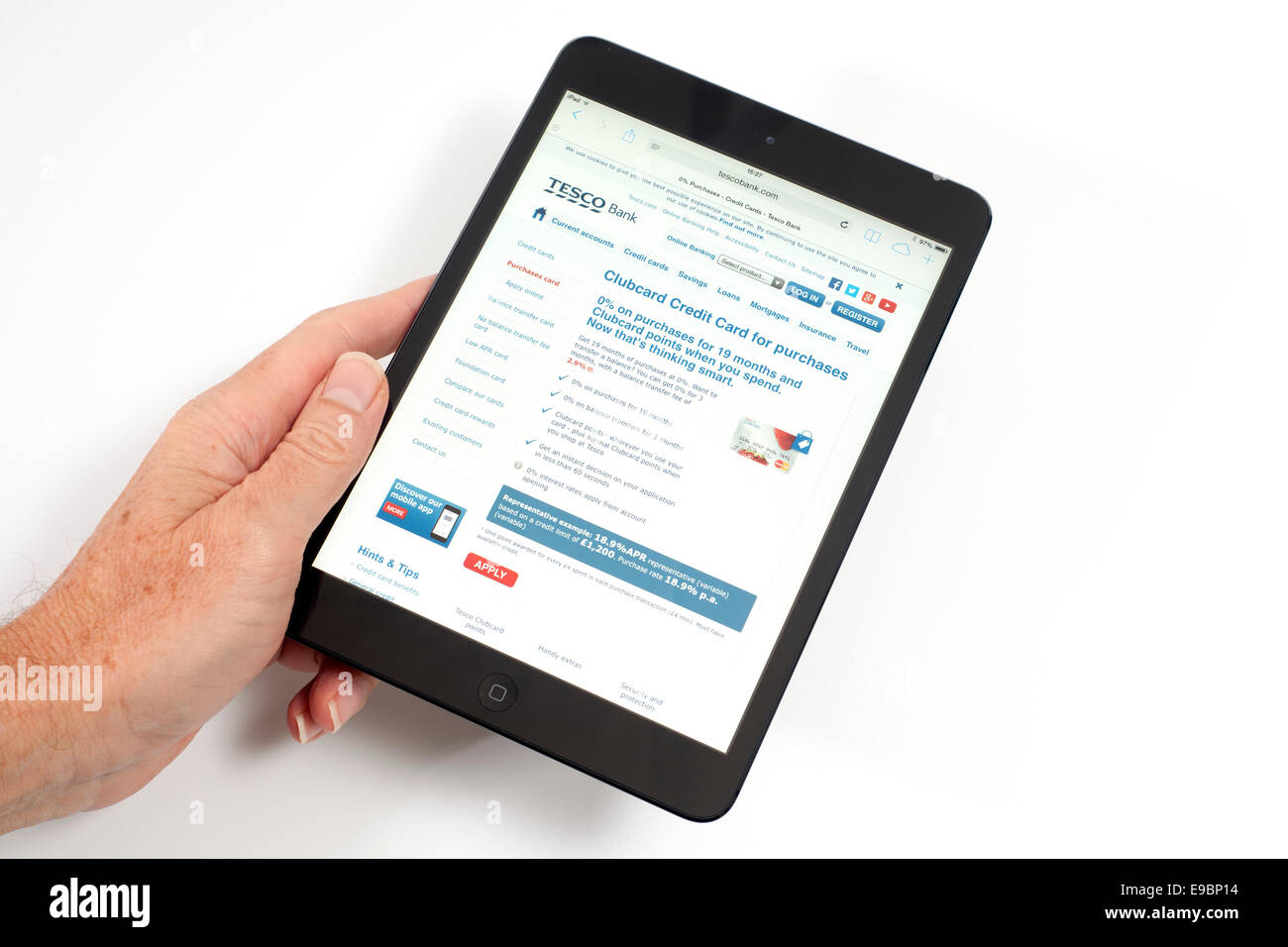 iPad mit Tesco-Banking-app auf dem Bildschirm Stockfoto