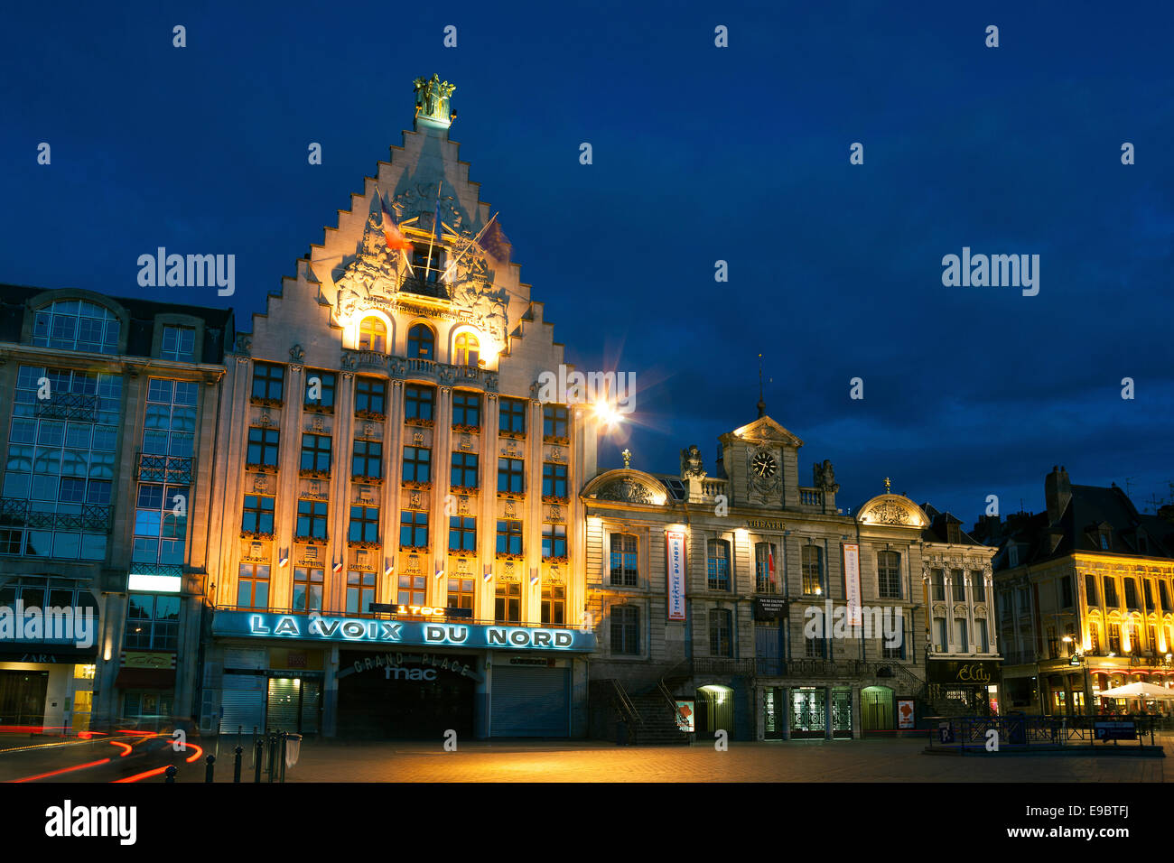 La Voix du Nord Zeitung Gebäude, Grand Platz-General de Gaulle, Lille, Region Nord-Pas-de-Calais, Frankreich Stockfoto