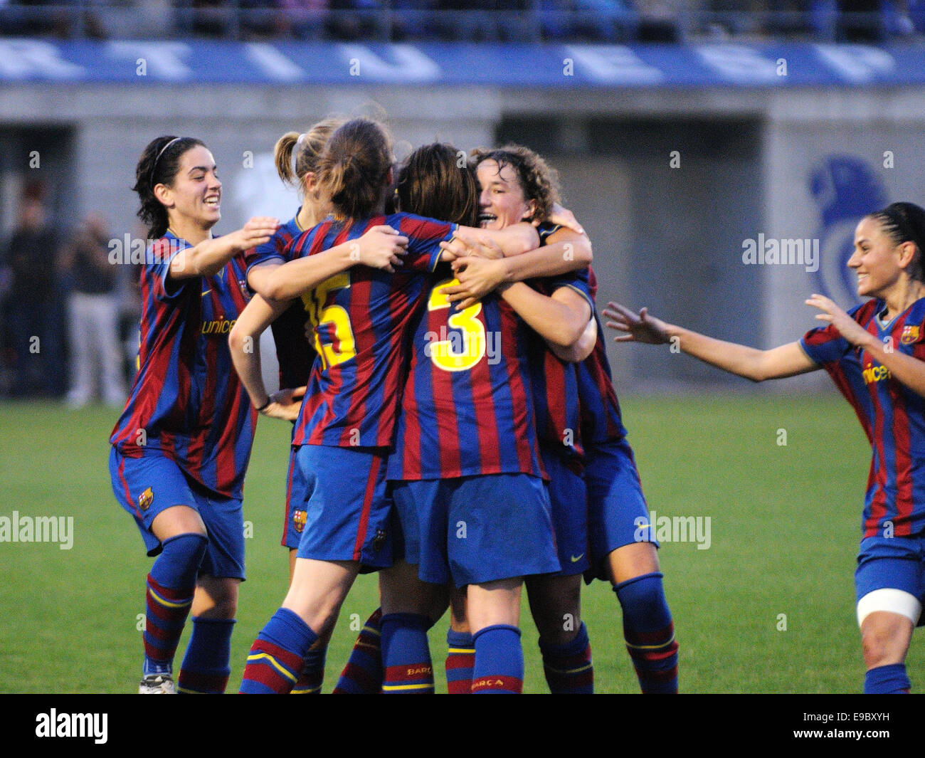 BARCELONA - 31 Okt.: F.C Barcelona Frauen-Fußballmannschaft zu spielen gegen RCD Espanyol am 31. Oktober 2009 in Barcelona, Spanien. Stockfoto