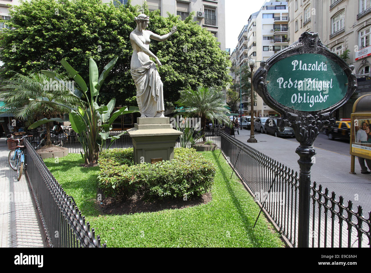 Plazoleta' Pedro Miguel Obligado'. Recoleta, Buenos Aires, Argentinien. Stockfoto