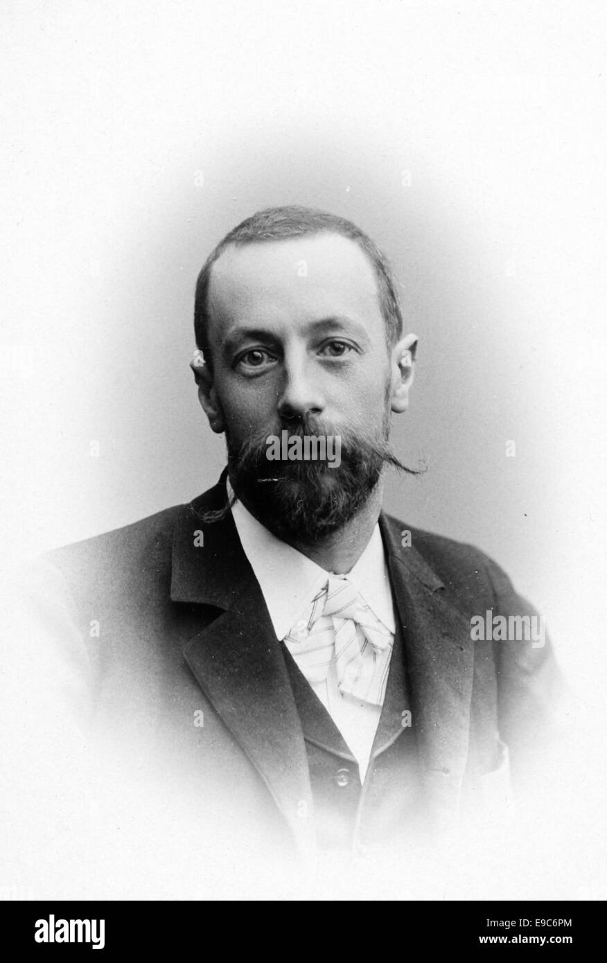 Porträt von J.A.G. Acke, bekannt für seine Beiträge zu literarischen und historischen Bereichen, zeigt seine Besonderheiten wie einen Glatzkopf, Bart und Schnurrbart. Das Bild stellt eine historische Figur in der schwedischen Literatur dar. Stockfoto