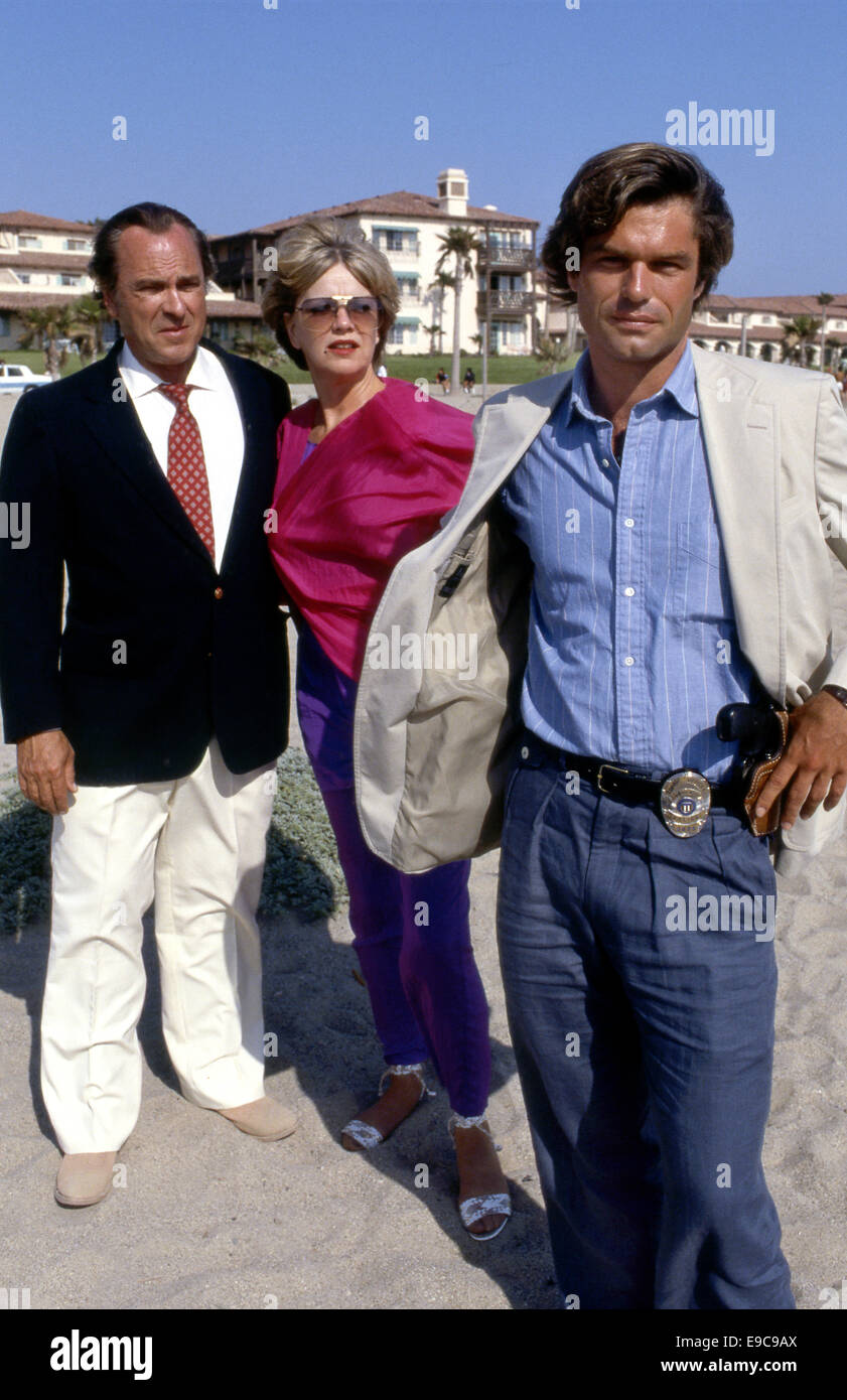 Schauspieler Harry Hamlin, Rip torn und Anne Francis am Set von Laguna Hitze circa 1987 Stockfoto