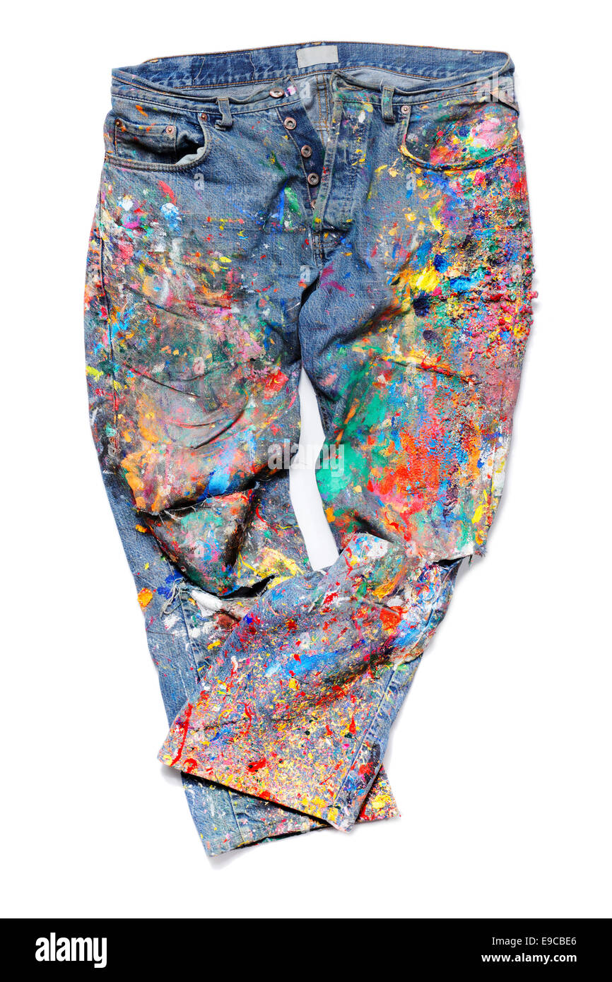 Alte Jeans bedeckt mit Acryl Künstlers Farben. Stockfoto