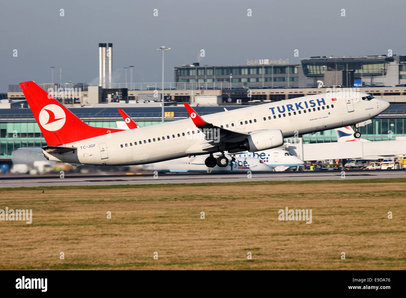 Turkish Airlines Boeing 737 800 Von Start Und Landebahn 05l