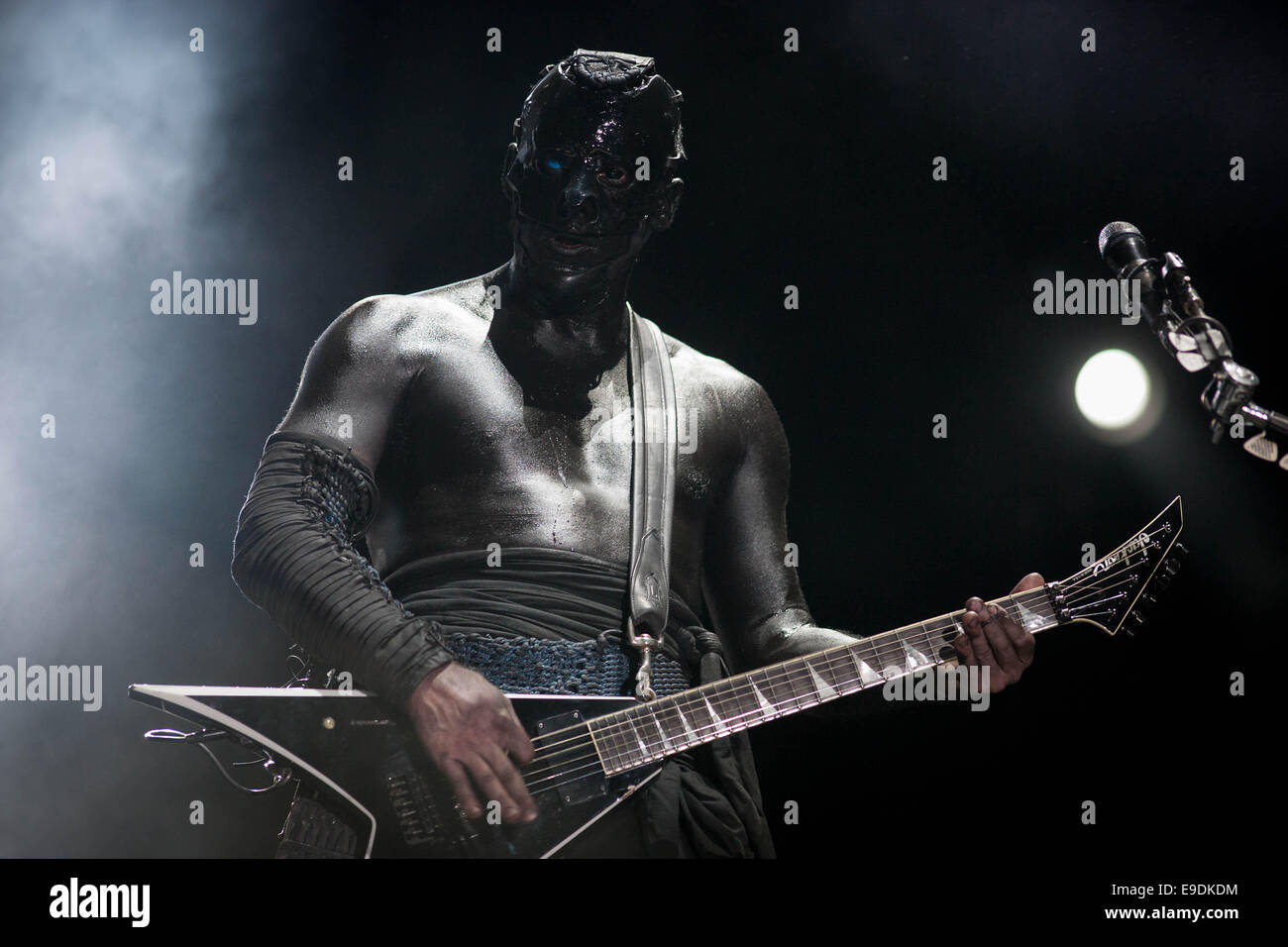 Mexico City, Mexiko. 25. Oktober 2014. Wes Borland von der Band "Limp Bizkit" führt in die Hölle und Himmel Fest in Mexiko-Stadt, Hauptstadt von Mexiko, am 25. Oktober 2014. Bildnachweis: Pedro Mera/Xinhua/Alamy Live-Nachrichten Stockfoto