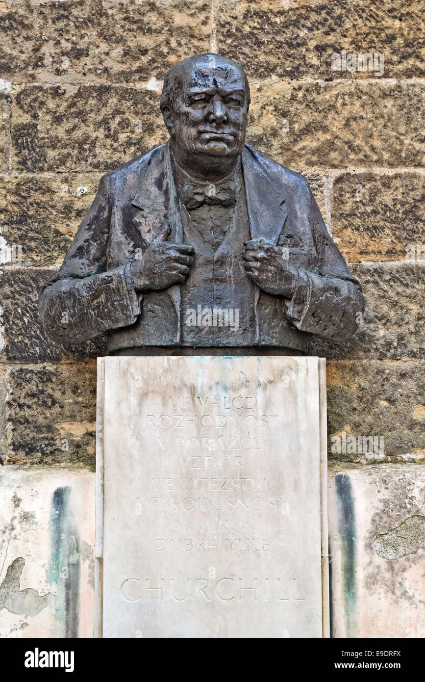 Prag, Tschechische Republik - 7. September 2014: Winston Churchill Memorial Statue in Prag. Stockfoto
