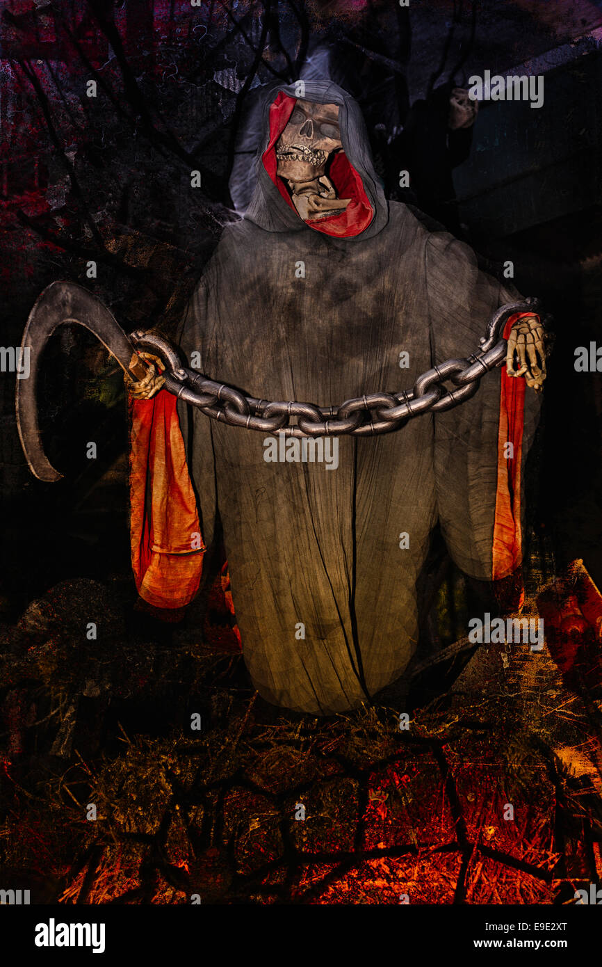 Der Sensenmann - Halloween geisterhafte Figur Stockfoto