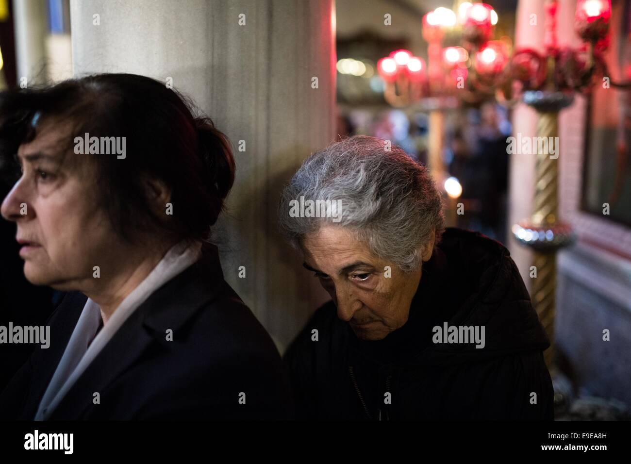 Thessaloniki, Griechenland. 26. Oktober 2014. Verherrlichung Zeremonie in der Kirche Saint Demetrius der Patron Saint of Thessaloniki, Griechenland am 26. Oktober 2014. Bildnachweis: Konstantinos Tsakalidis/Alamy Live-Nachrichten Stockfoto