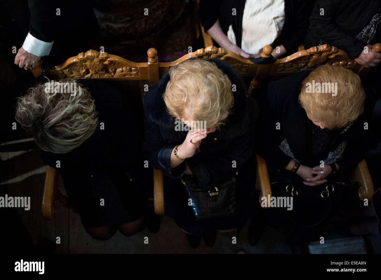 Thessaloniki, Griechenland. 26. Oktober 2014. Verherrlichung Zeremonie in der Kirche Saint Demetrius der Patron Saint of Thessaloniki, Griechenland am 26. Oktober 2014. Bildnachweis: Konstantinos Tsakalidis/Alamy Live-Nachrichten Stockfoto