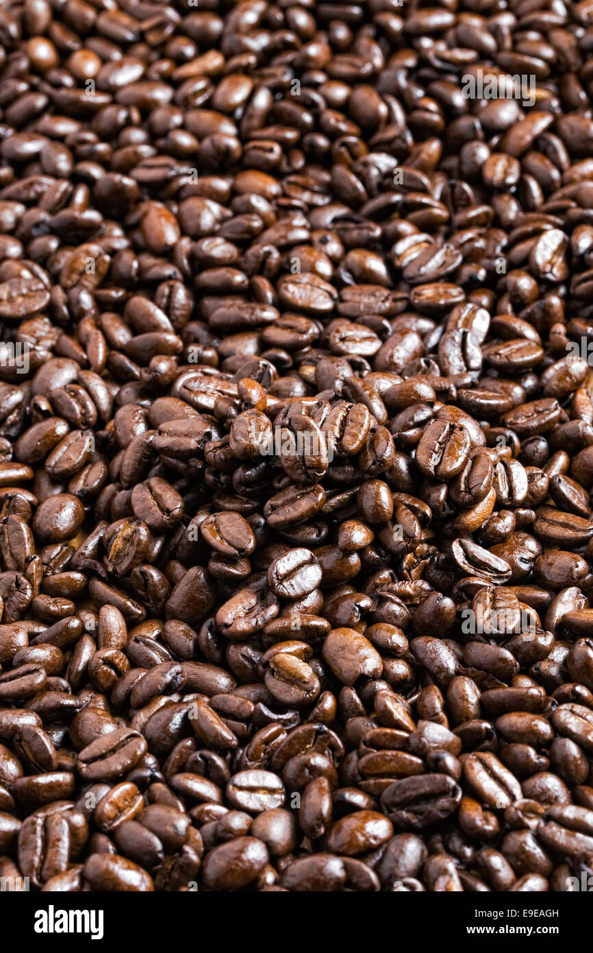 Geröstete Kaffeebohnen. Stockfoto