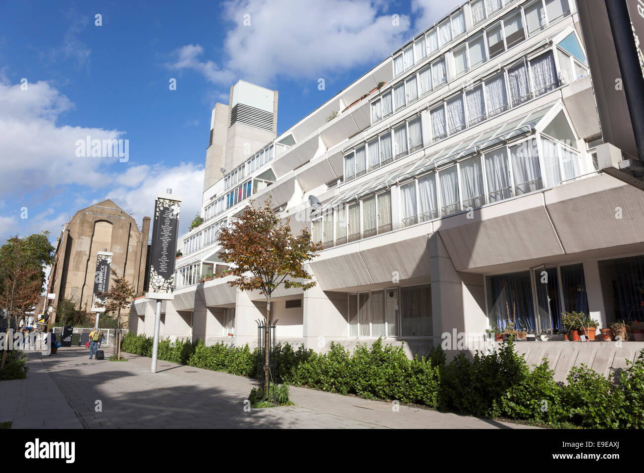 Das Brunswick Centre, London, England - Grad II aufgeführten Immobilien entworfen von Patrick Hodgkinson brutalistischen Stil Stockfoto