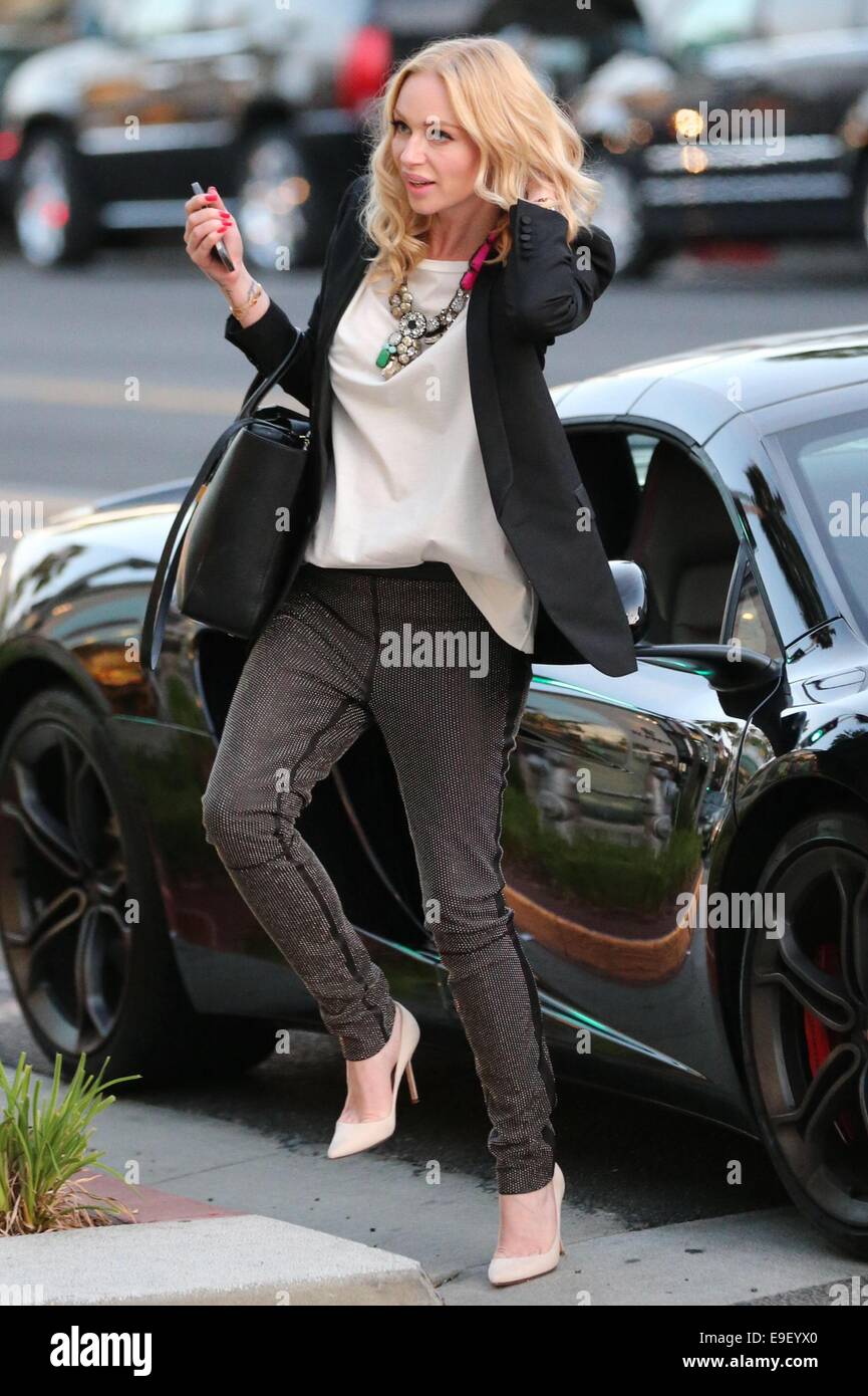 Neue Bravo Reality-show "Euro von Hollywood" Dreharbeiten zu einer Szene in Beverly Hills.  Mitwirkende: Euro von Hollywood werfen wo: Los Angeles, California, Vereinigte Staaten von Amerika bei: 24. April 2014 Stockfoto