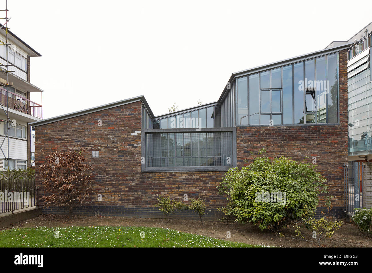 Hale Street House, erneut, London, Vereinigtes Königreich. Architekt: DSDHA, 2014. Außenansicht. Stockfoto