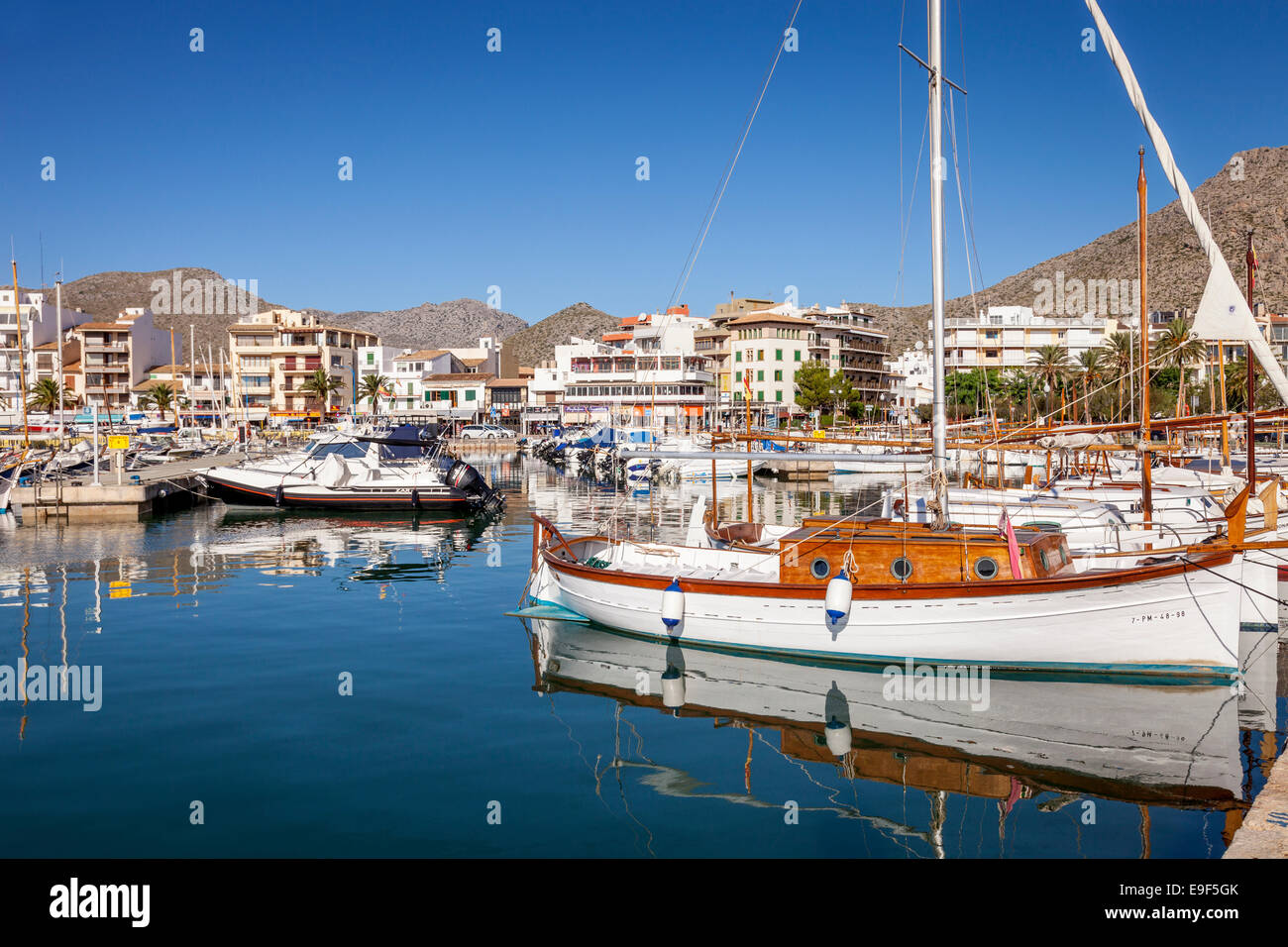 Der Hafen, Puerto de Pollensa, Mallorca - Spanien Stockfoto
