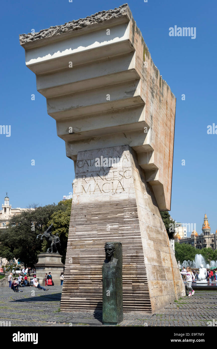 Denkmal für Francesc Macià (122 Präsident der Generalitat de Catalunya). Plaça Catalunya. Barcelona. Spanien Stockfoto