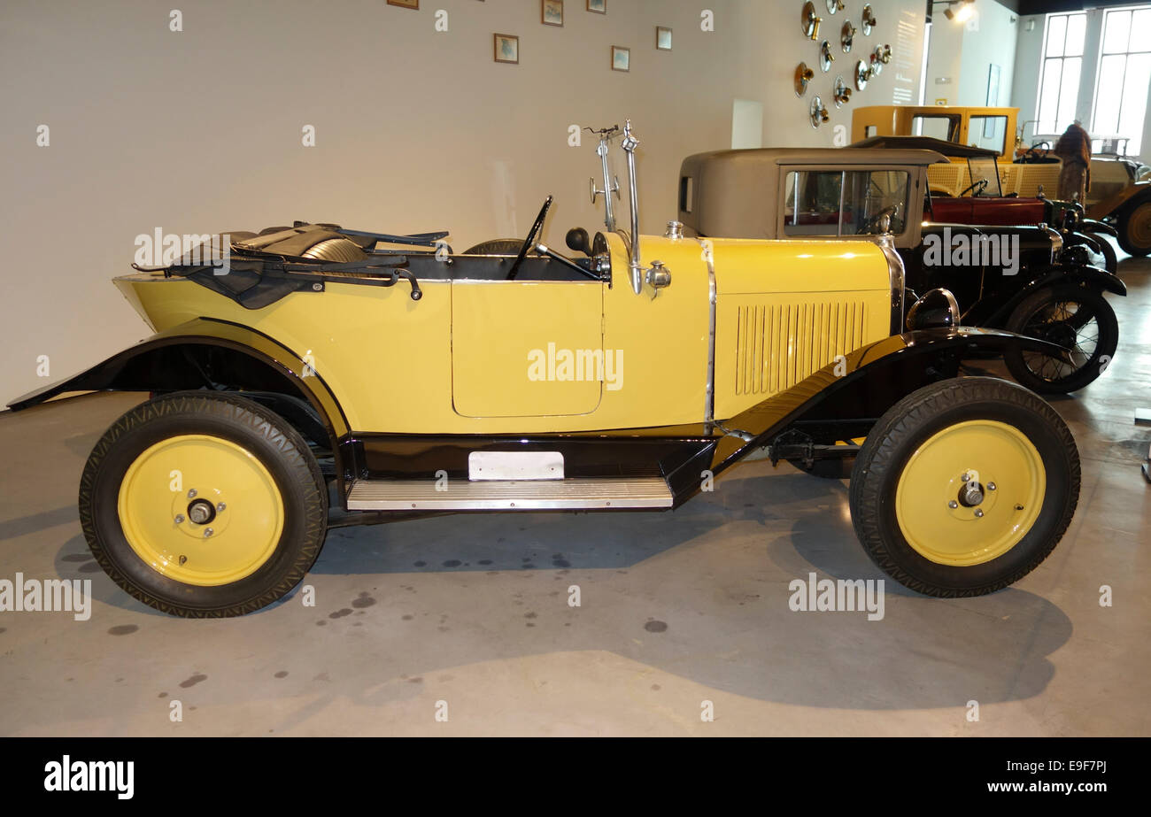 1921 Citroen, 4-Zylinder, der erste Pkw-Markt für Frauen am Auto, Automobile Museum von Málaga, Andalusien, Spanien. Stockfoto