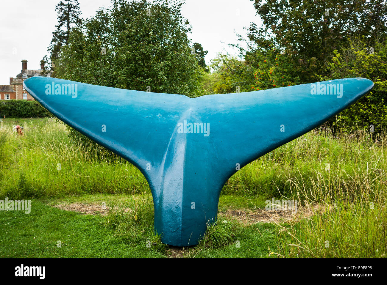 Künstlerischen lebensgroße Darstellung einer Wal-Flosse des Künstlers Peter Walwin in UK Stockfoto