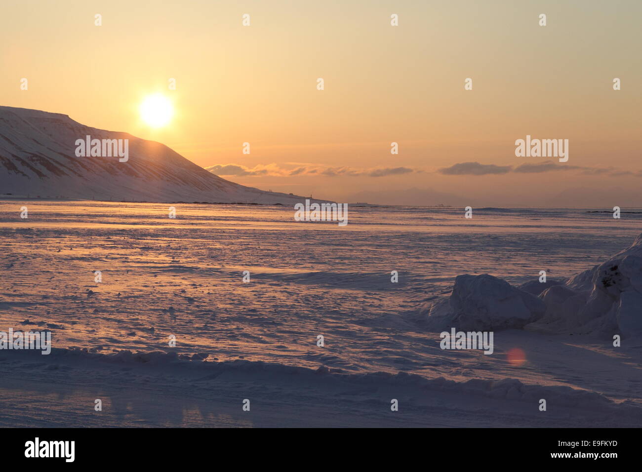 Sonnenuntergang in der Nähe von Longyearbyen, Svalbard Stockfoto