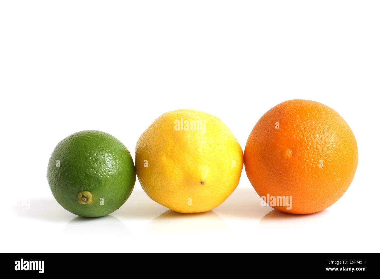 Die Komposition aus Zitrone, Limette und orange Stockfoto