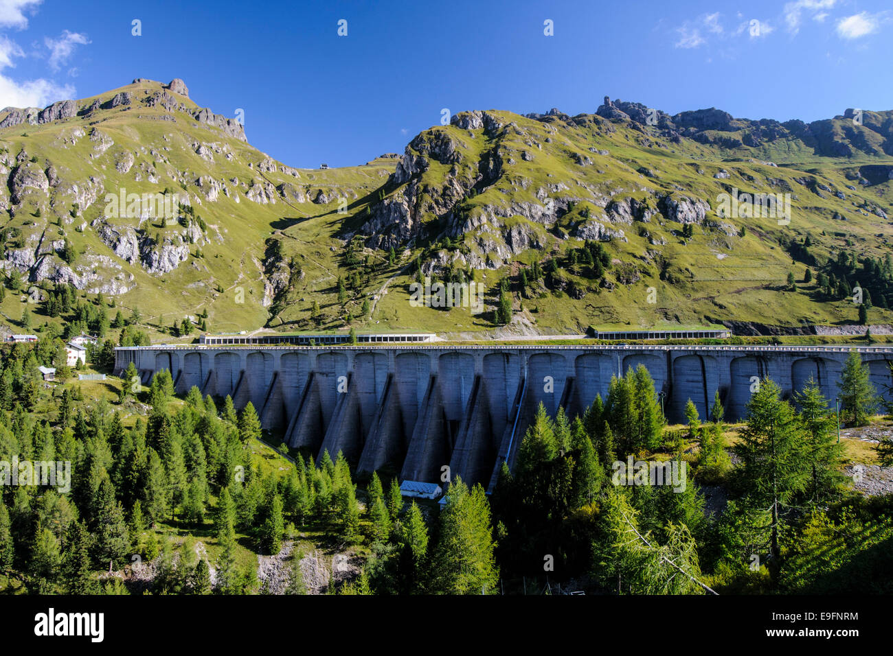 Damm und See Fedaia, Trentino, Italien Stockfoto