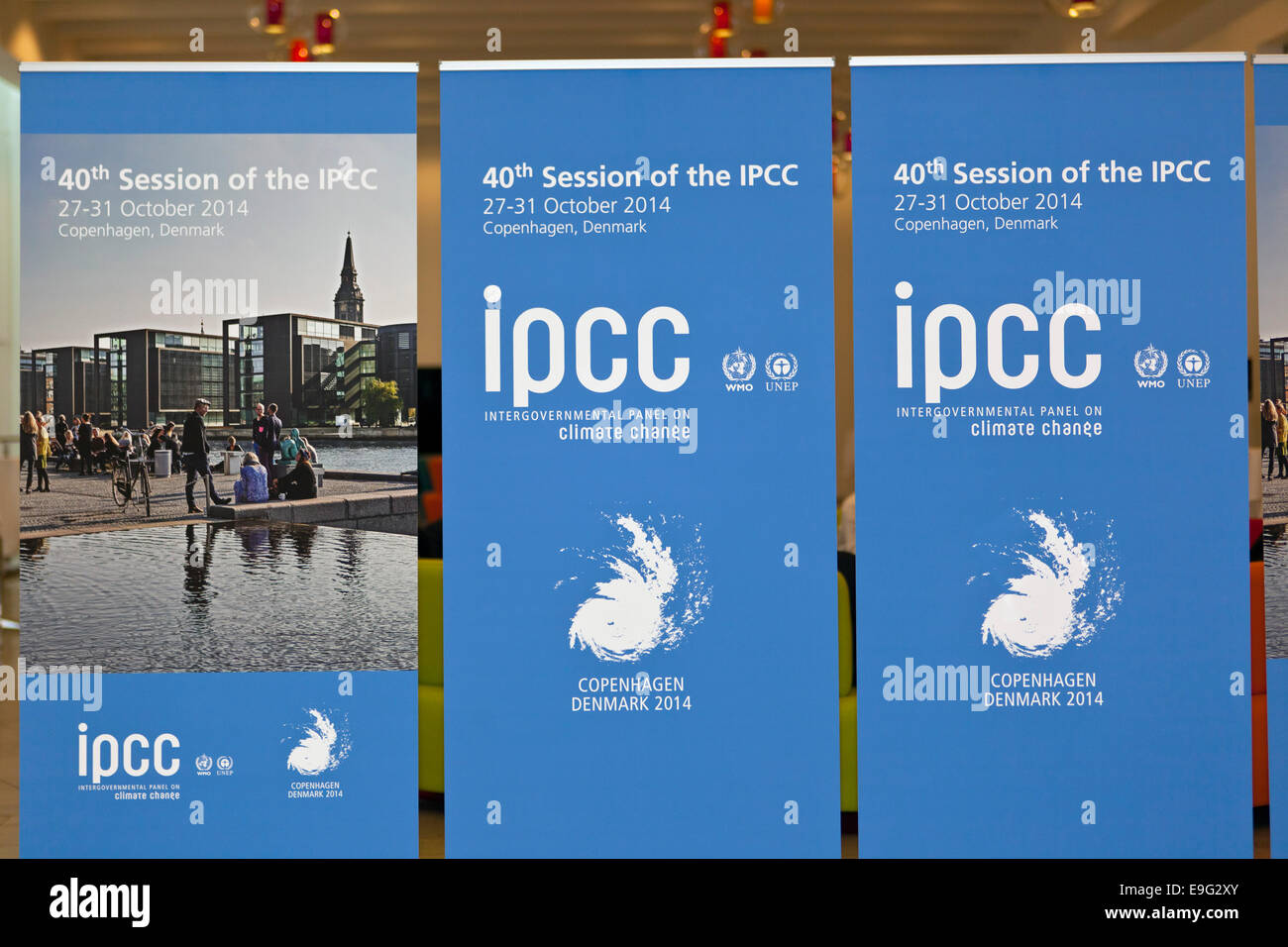 Kopenhagen, Dänemark. 27. Oktober 2014. UN Klima-Panel – IPCC – Plakate für ihrer 40. Tagung findet vom Montag dieser Woche in Kopenhagen statt und endet in einer Pressekonferenz Sonntag, den 2. November. Bildnachweis: OJPHOTOS/Alamy Live-Nachrichten Stockfoto