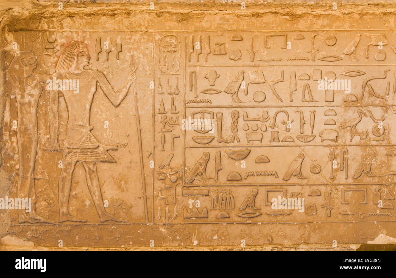 ägyptische Hieroglyphen von Saqqarah, Kairo Stockfoto