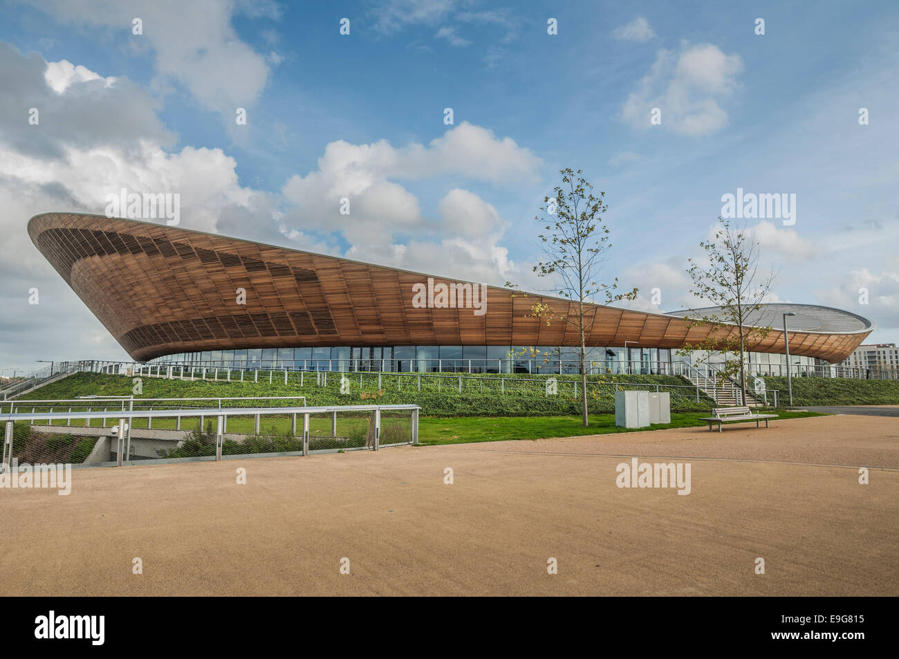 Außenansicht des Lee Valley Velodrome, Stratford, East London von Hopkins Architects: Phillip Roberts Stockfoto