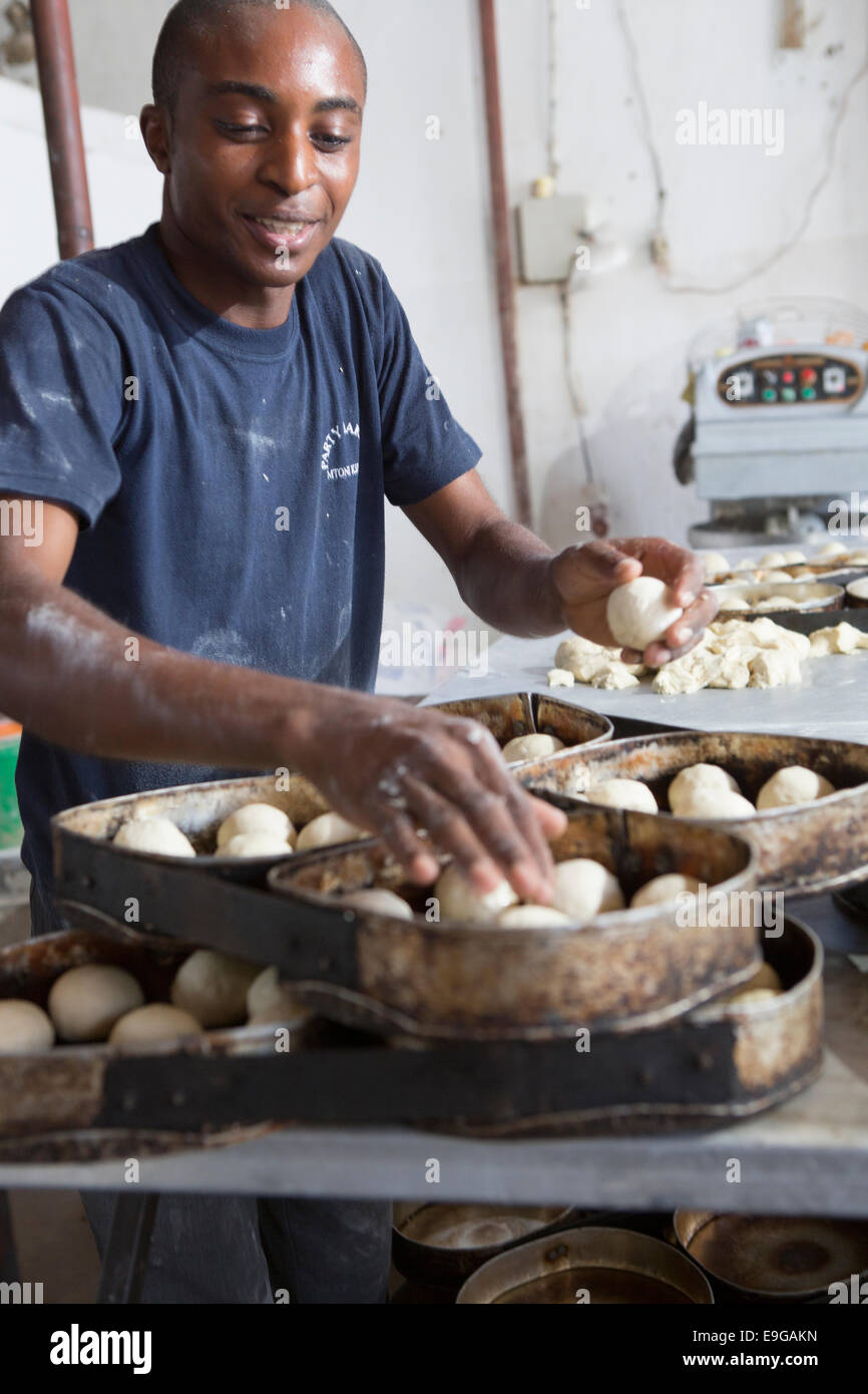 Kommerziellen Bäckerei in Dar Es Salaam, Tansania, Ostafrika. Stockfoto