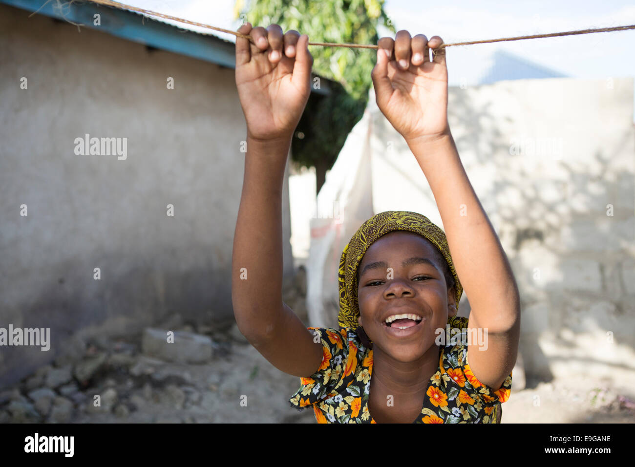 Mädchen in Dar Es Salaam, Tansania, Ostafrika. Stockfoto