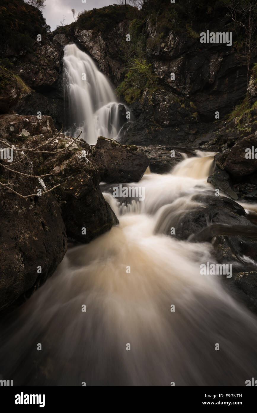 EAS Dubh Ghlinne Ghaibh Wasserfall in der Nähe von Gruinard Bay, Wester Ross, NW Schottisches Hochland, Schottland Stockfoto