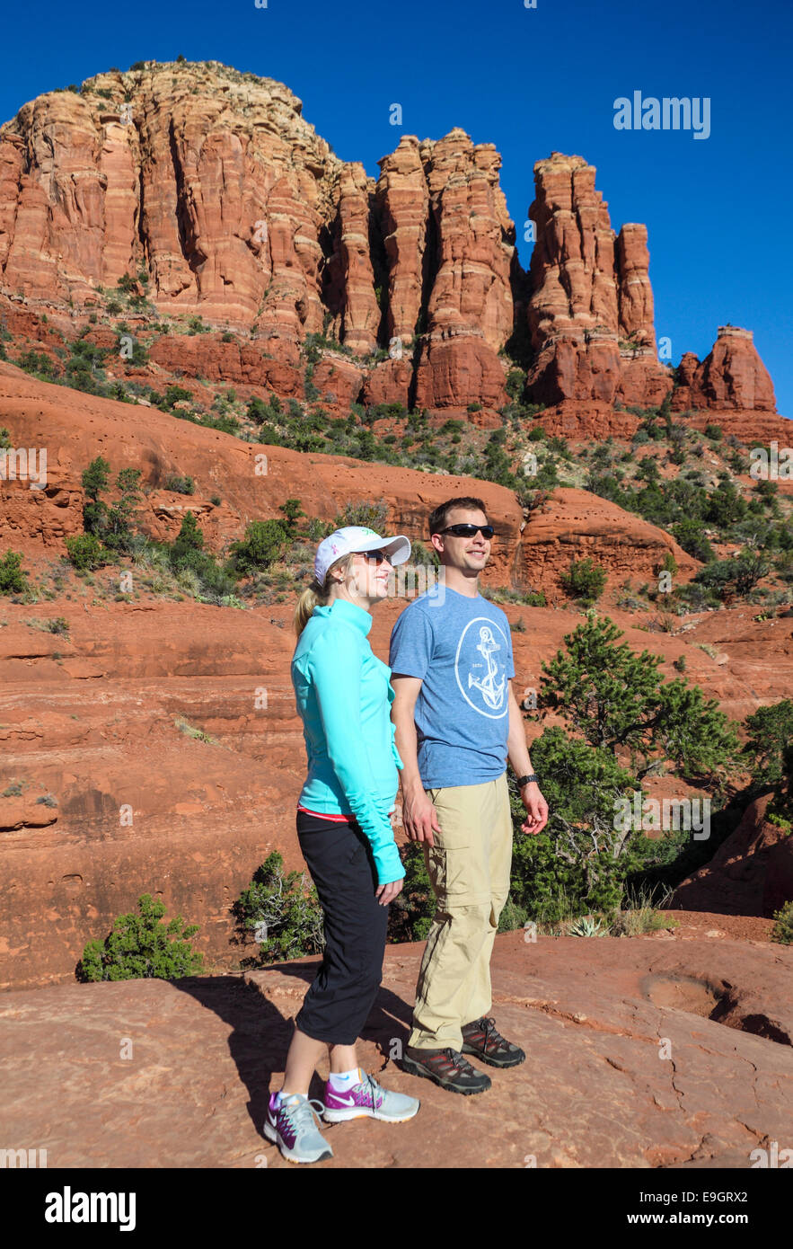 Touristen an Huhn Punkt in Sedona Stockfoto