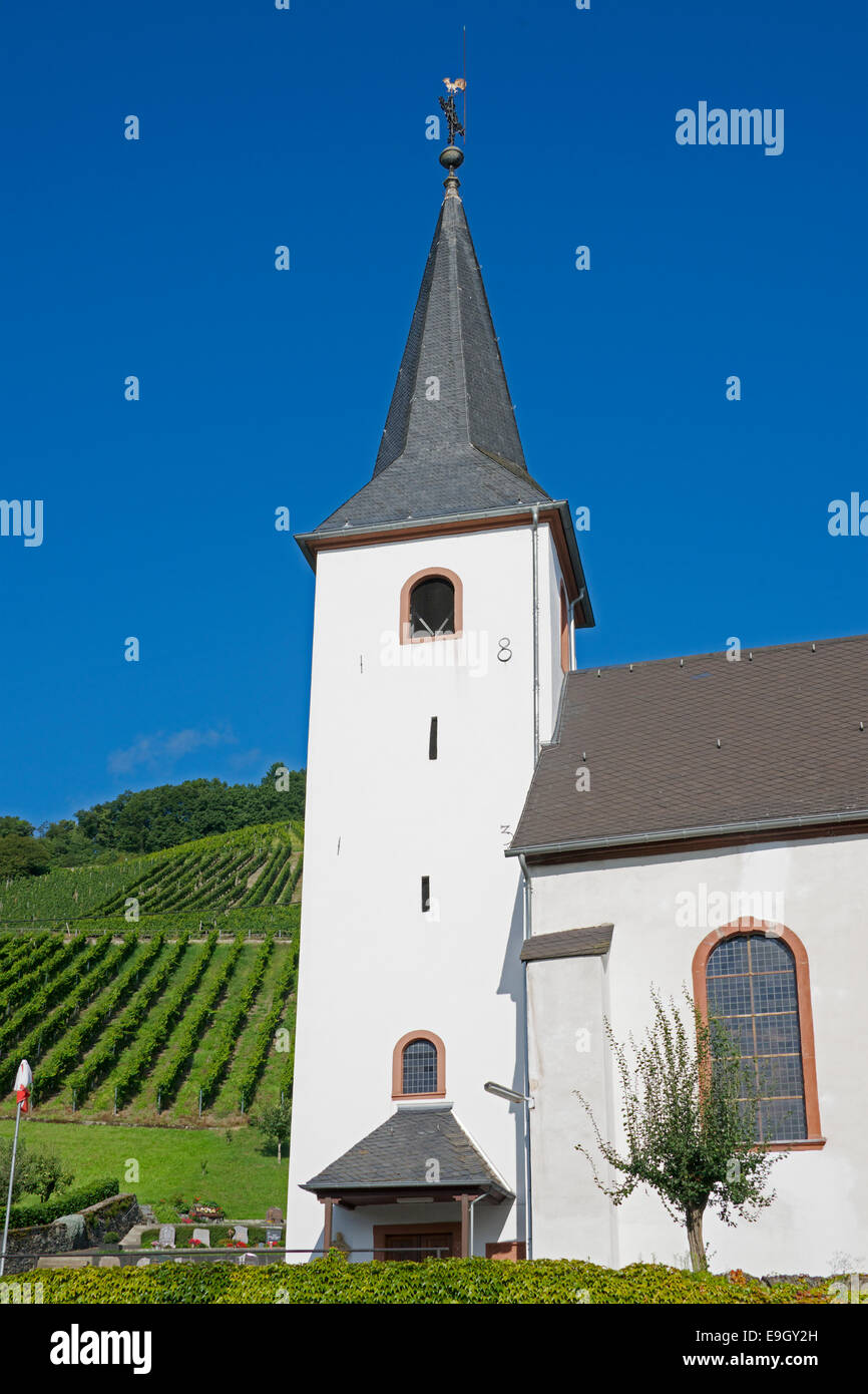 Kesten Kirchturm Moseltal Deutschland Stockfoto