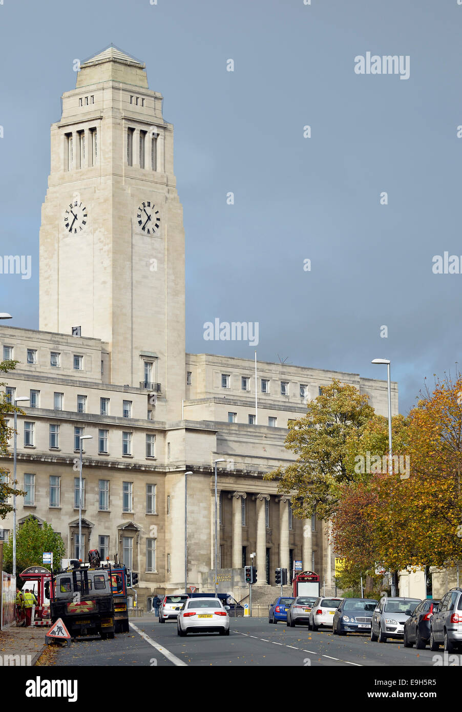 Parkinson-Gebäude, Haupteingang zum Campus der University of Leeds, Leeds, West Yorkshire, England, Vereinigtes Königreich Stockfoto