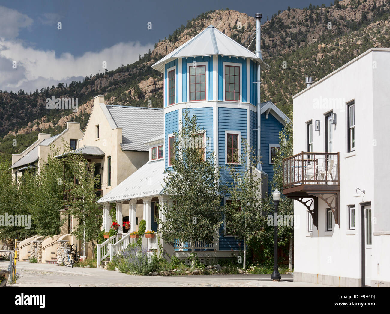 Neue Wohnanlage namens South Main außerhalb Buena Vista, Colorado, UK Stockfoto