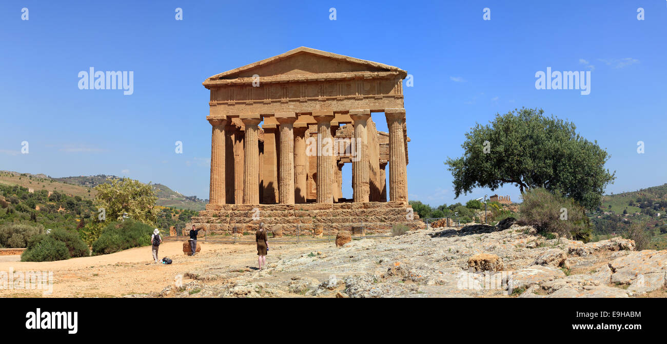 Tempel der Concordia, Agrigent, Provinz Agrigento, Sizilien, Italien Stockfoto